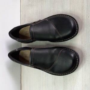 G.H. Bass & Co Brock Slip-On Shoes, Women's In Black Size  9.5M